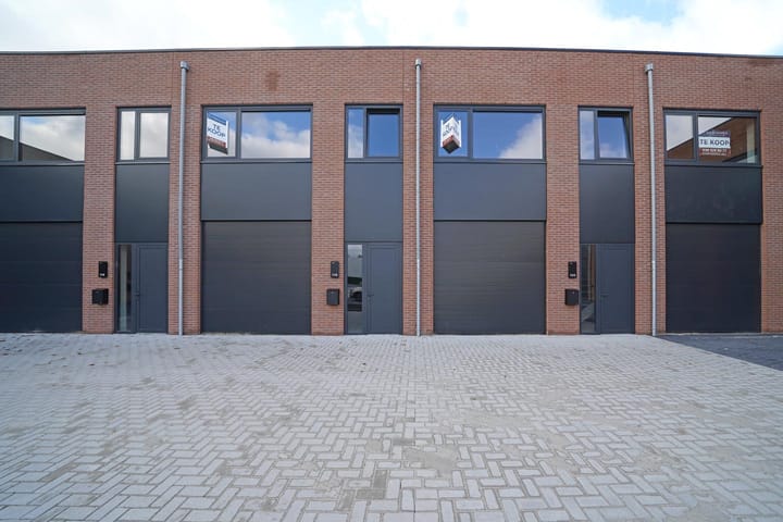 Markerkant 13 120, Almere