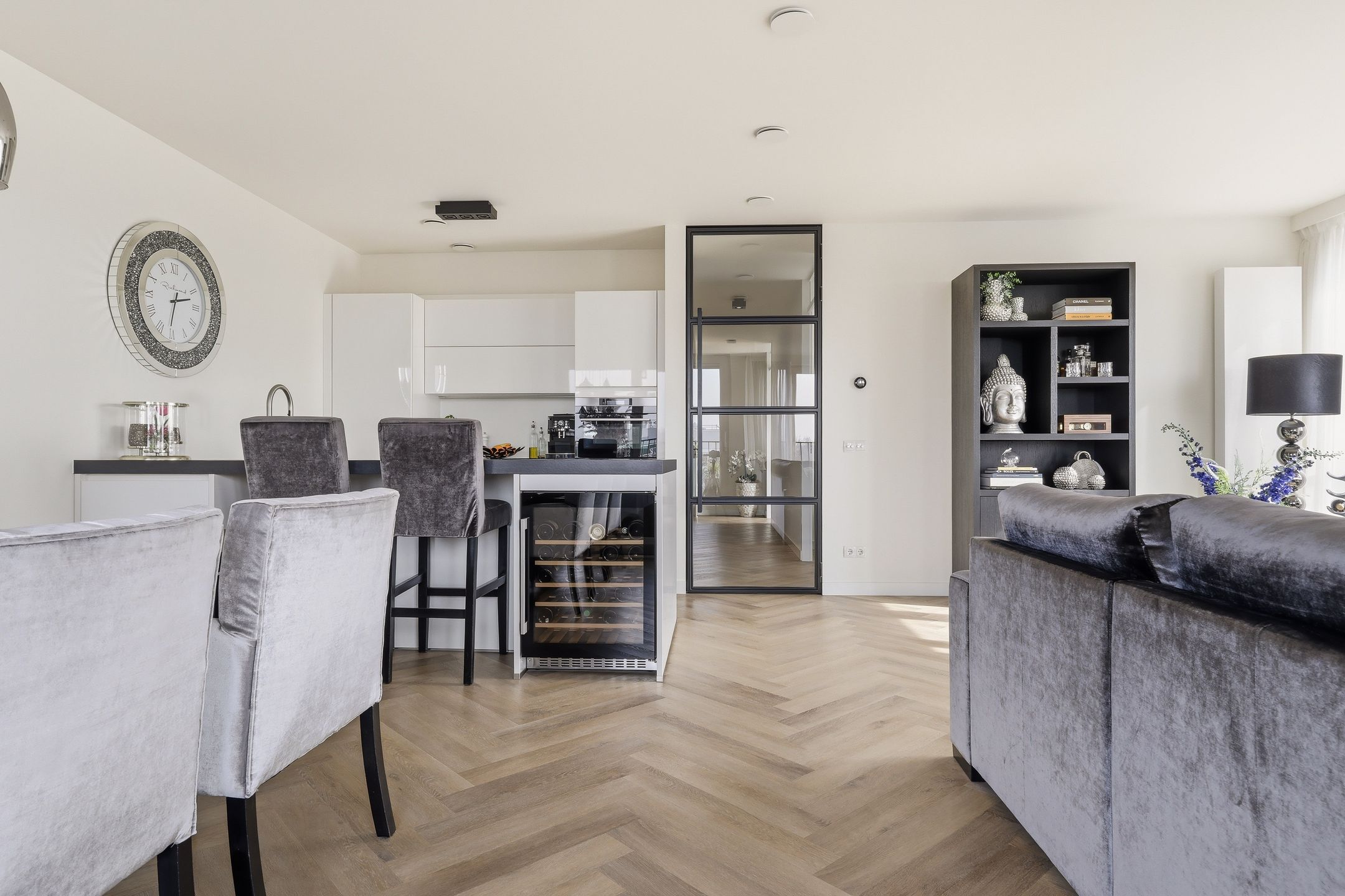 Photo 15 of De Weer 186