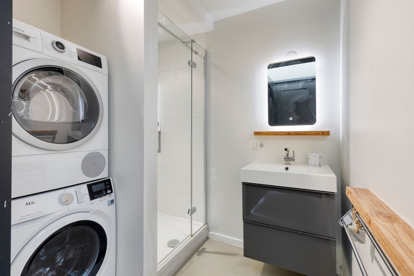 Foto 44 van Iraklia 25