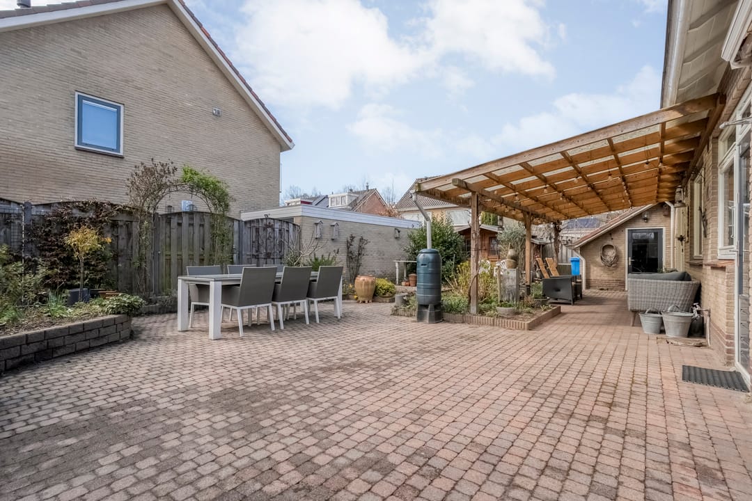 Foto 47 van Hugo de Vrieslaan 17