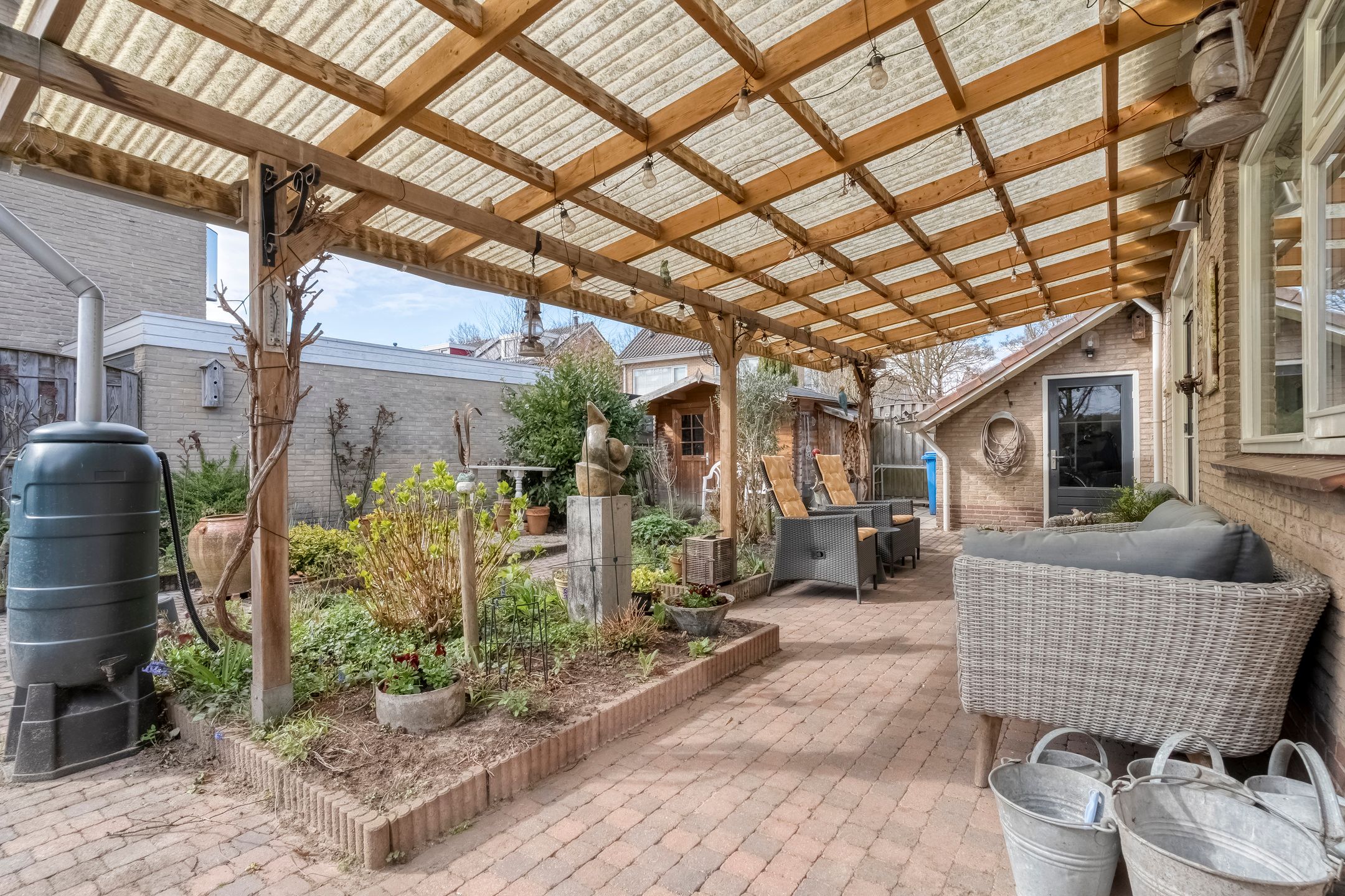 Foto 48 van Hugo de Vrieslaan 17