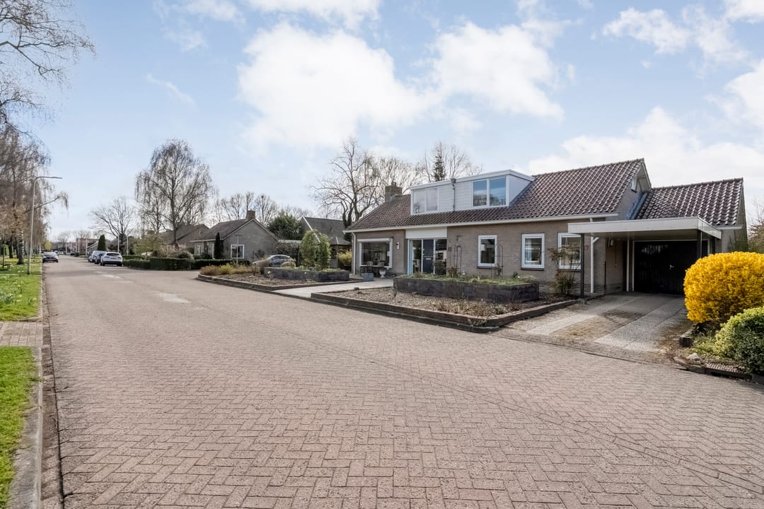 Foto 61 van Hugo de Vrieslaan 17