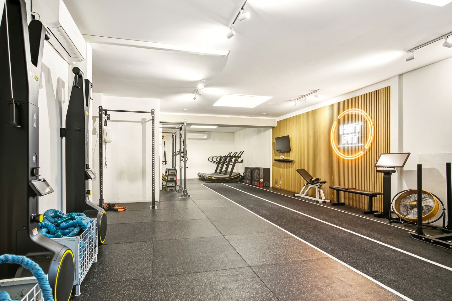 Bekijk foto 3 van Albert Cuypstraat 186-188