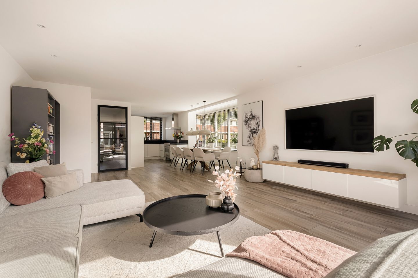 Photo 10 of Witte Ring 123