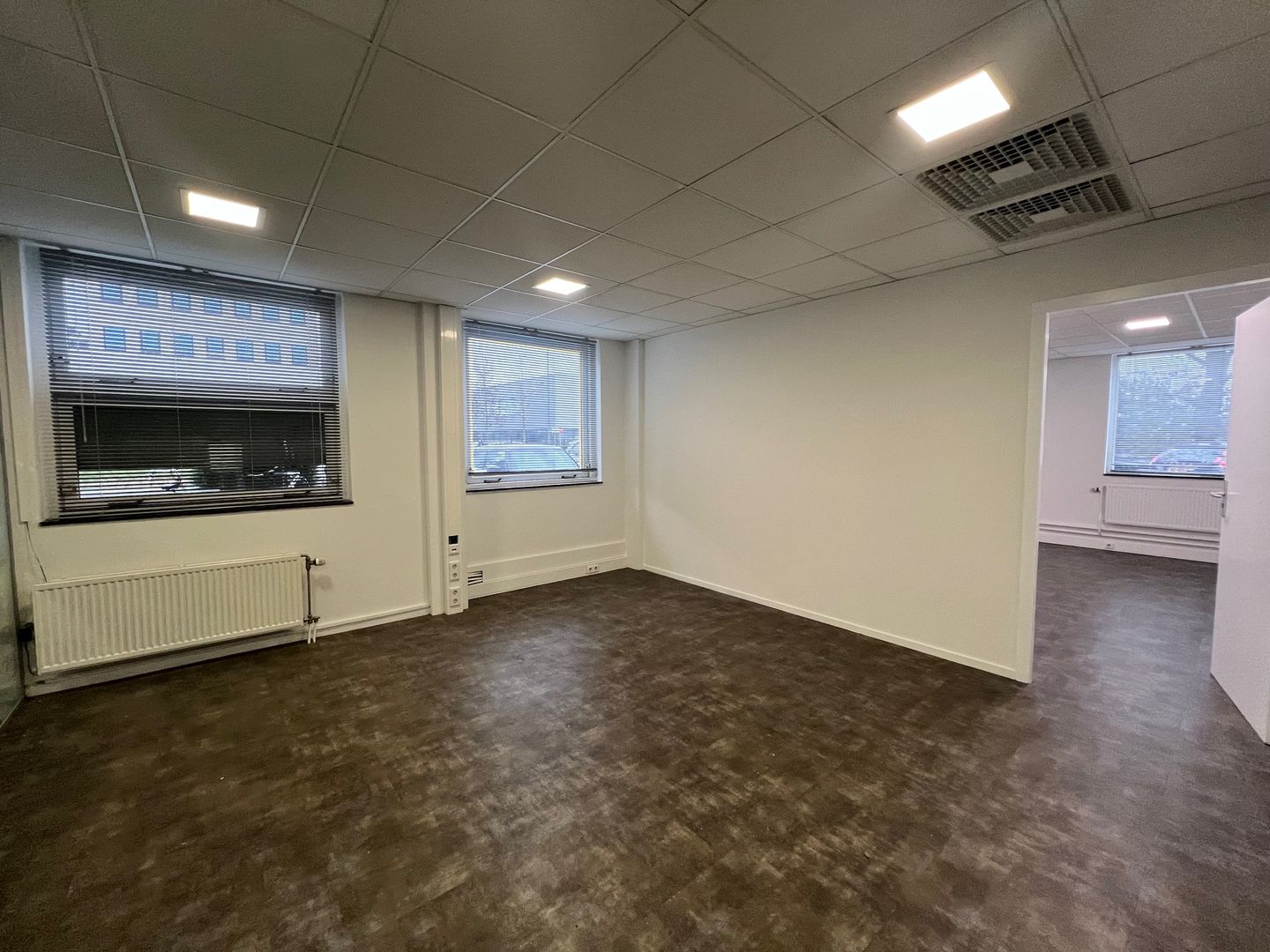 View photo 4 of Europalaan 19