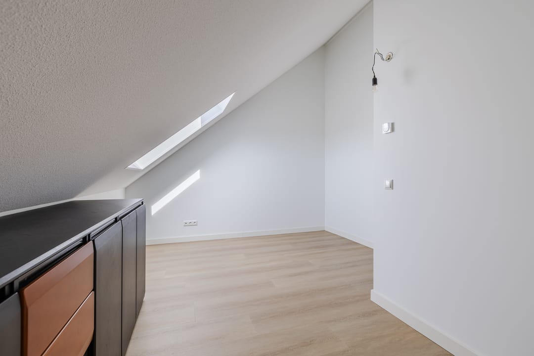 Photo 53 of Penningkruid 88