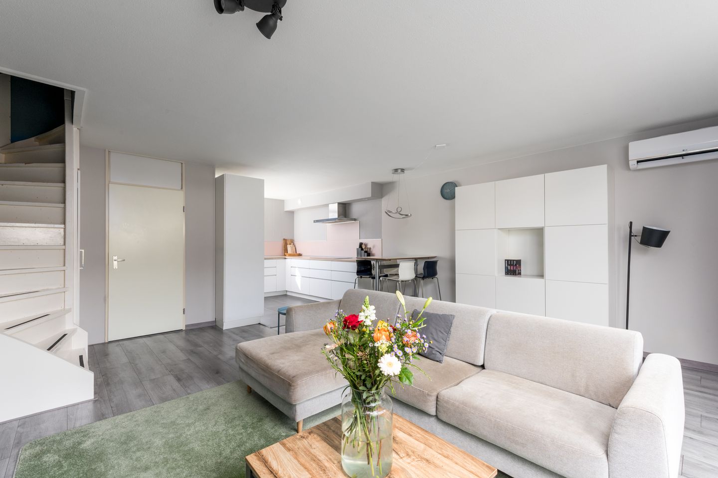 Foto 14 van W.M. Dudokstraat 67