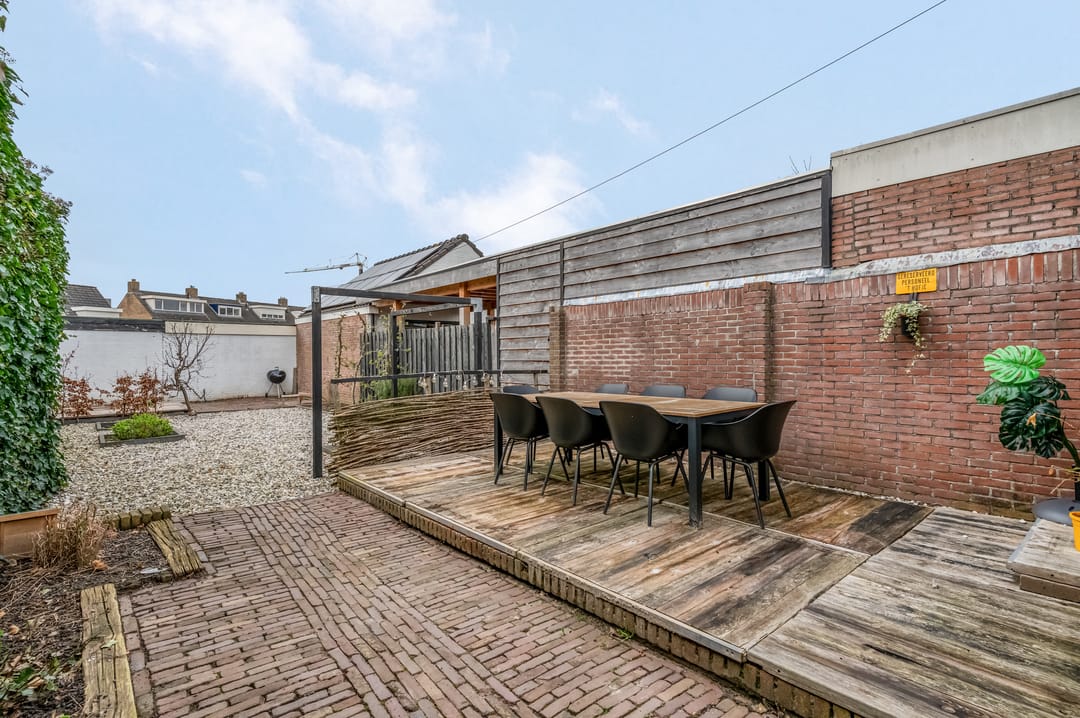 Photo 38 of Rozenstraat 16