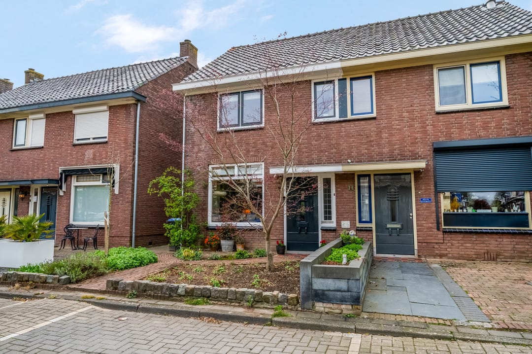 Photo 43 of Rozenstraat 16