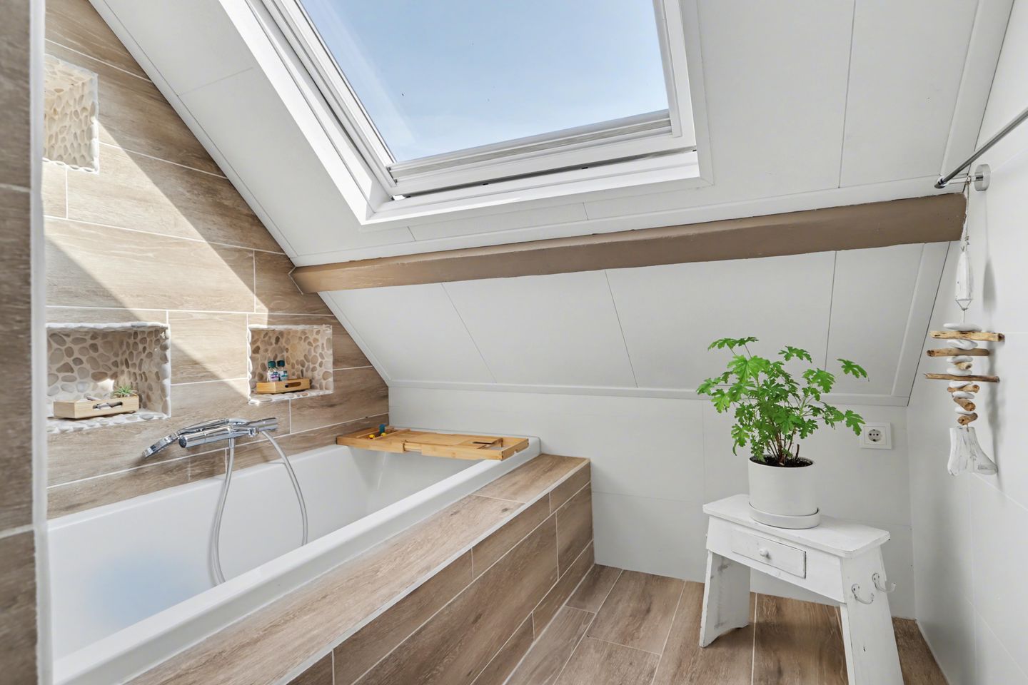 Foto 40 van Lange Broekstraat 2-A