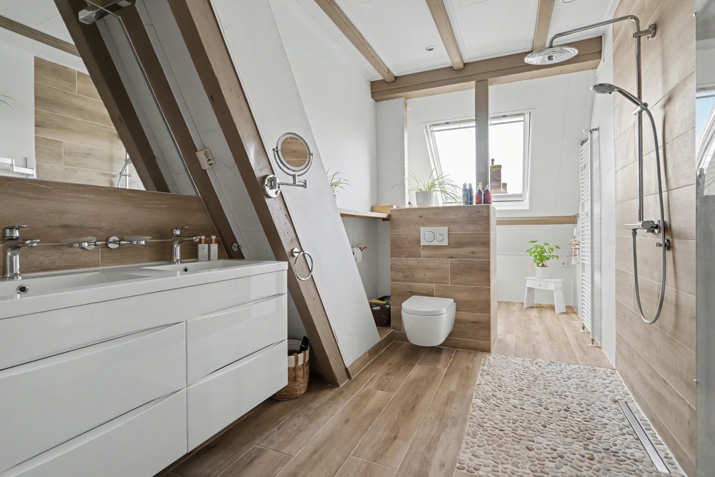 Photo 40 of Lange Broekstraat 2-A