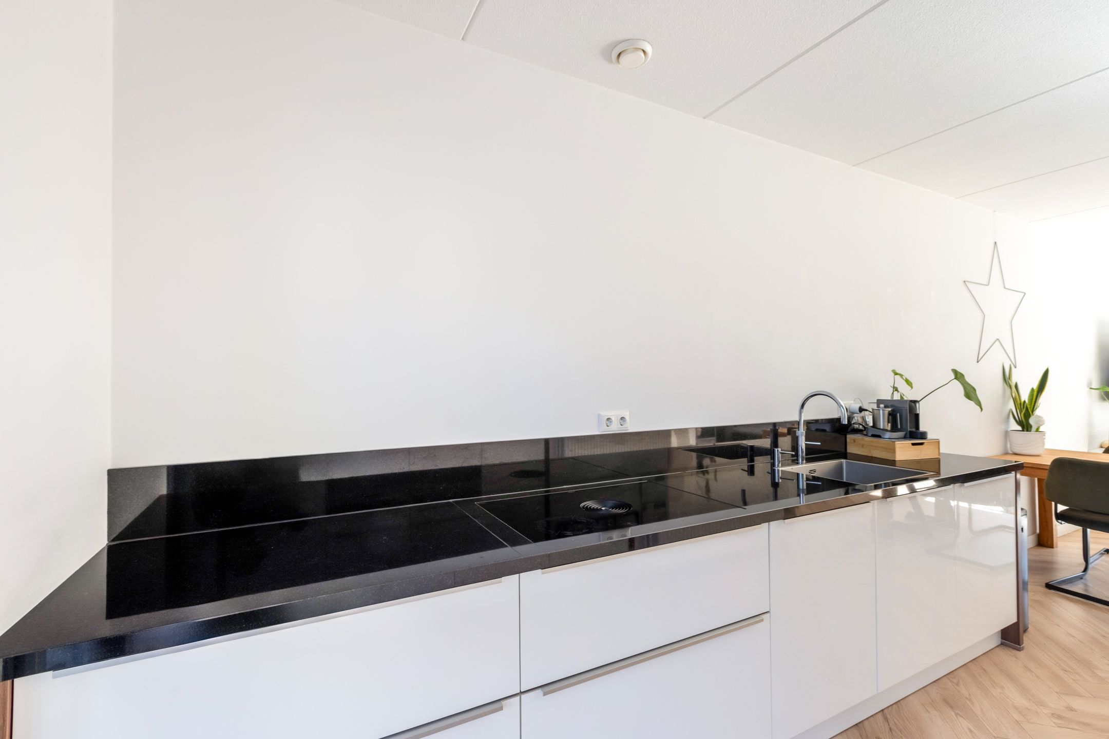 Foto 15 van Patersweg 14-B