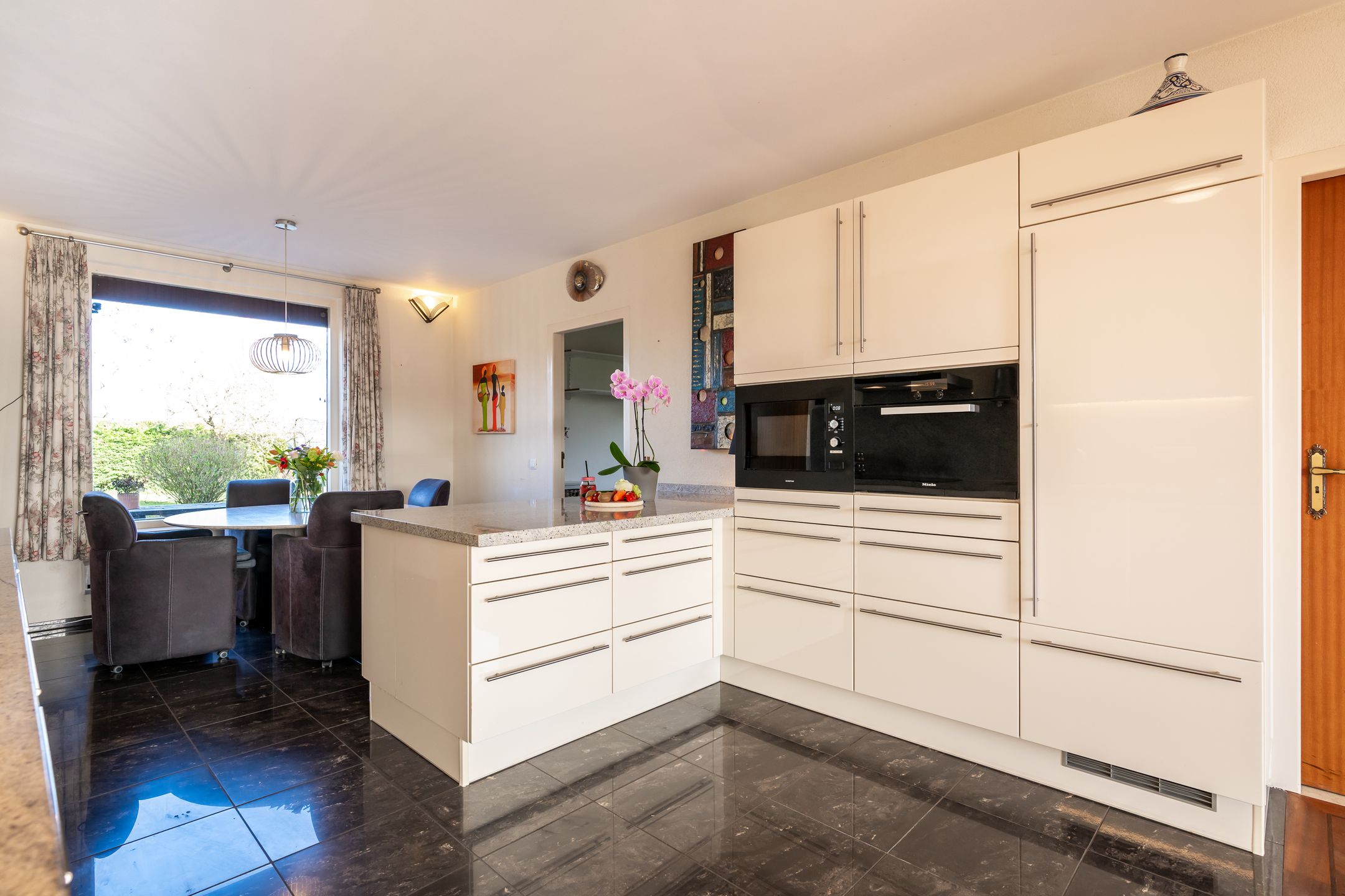 Foto 3 van Meester van Coothstraat 57-B