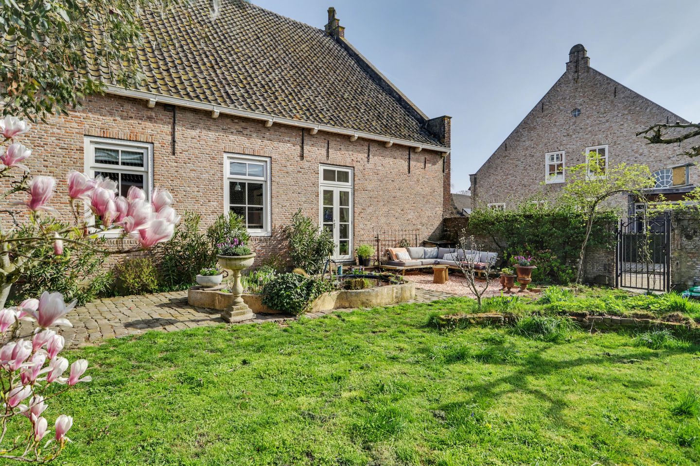 Photo 89 of Lange Broekstraat 2-A