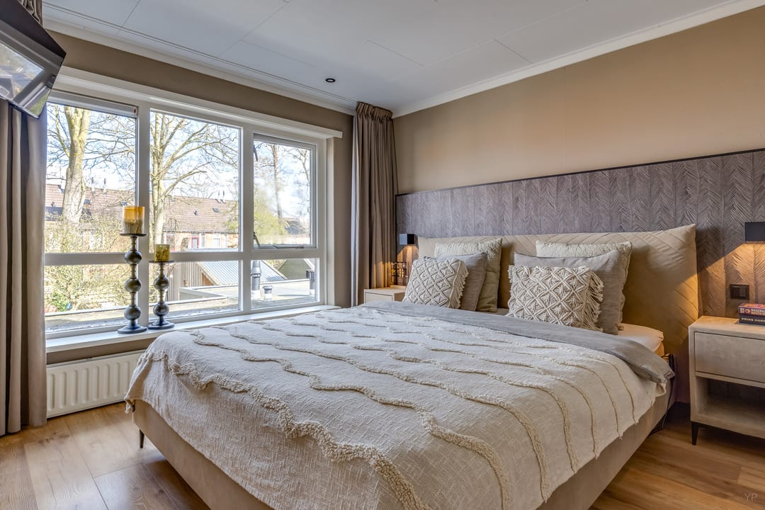 Foto 31 van Burg van Sevenhovenstraat 13