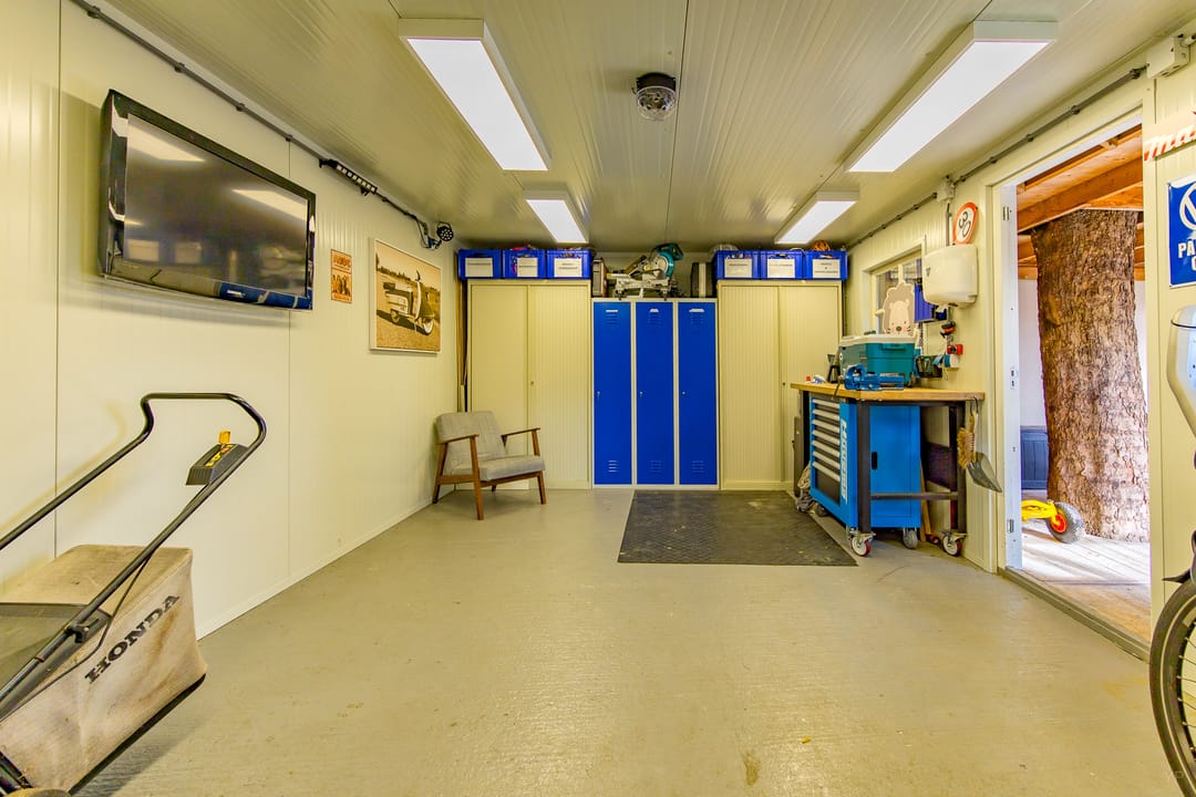 Foto 38 van Burg van Sevenhovenstraat 13