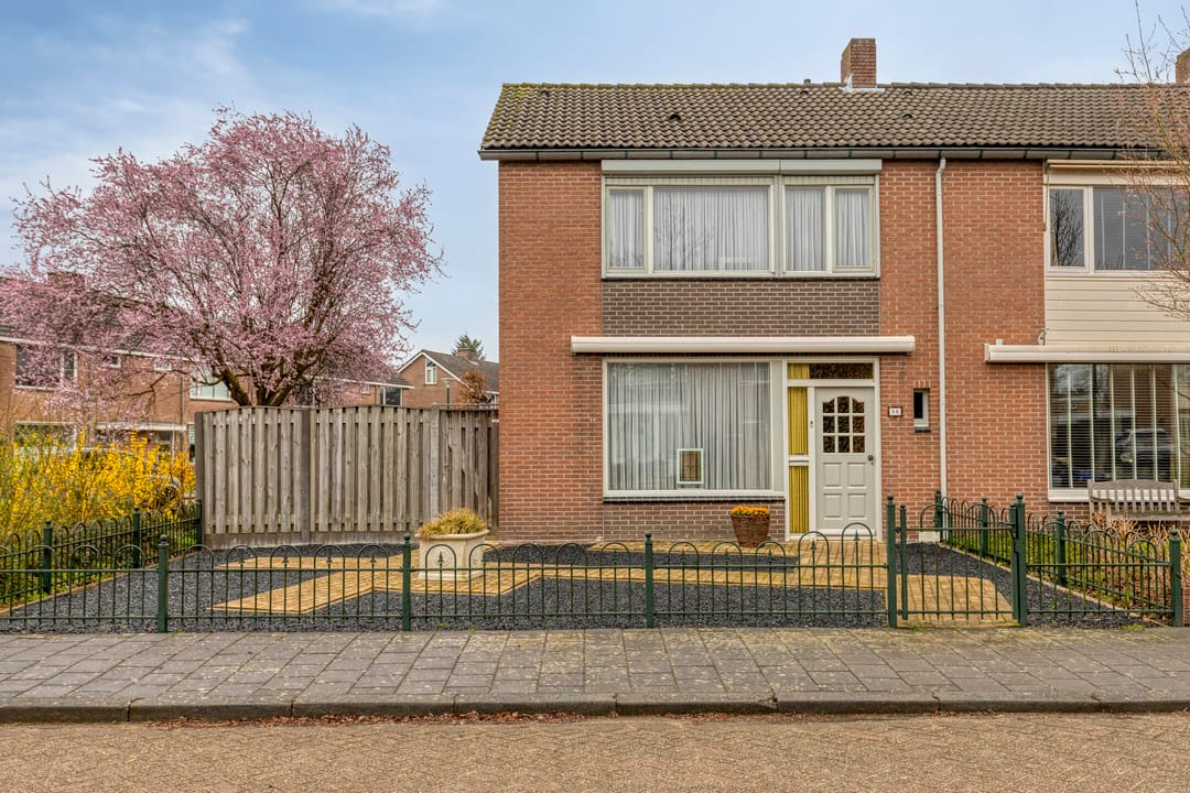 Foto 2 van Hagelkruis 58