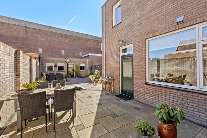 Foto 4 van Spoorstraat 116