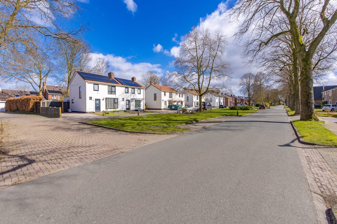 Foto 8 van Burg van Sevenhovenstraat 13