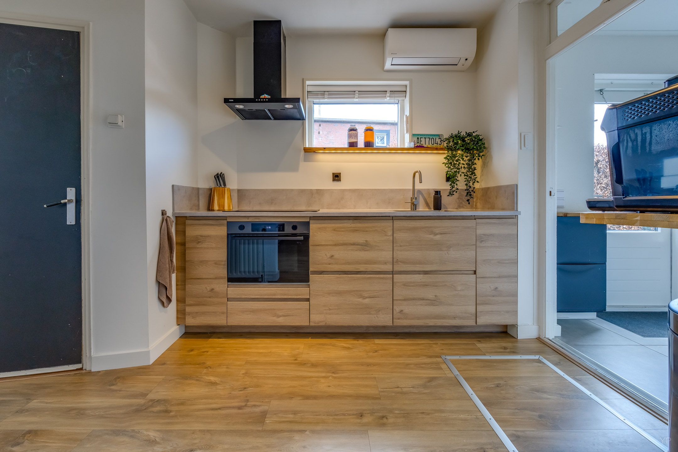 Foto 15 van Burg van Sevenhovenstraat 13