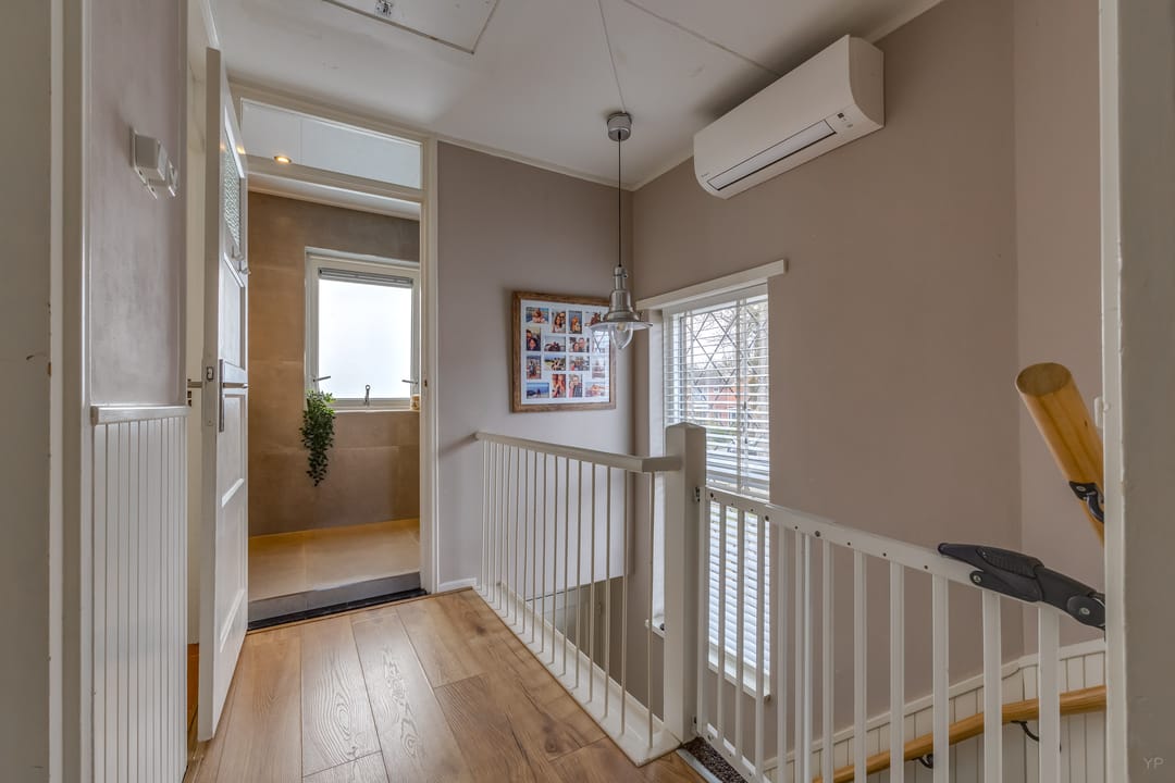 Foto 22 van Burg van Sevenhovenstraat 13