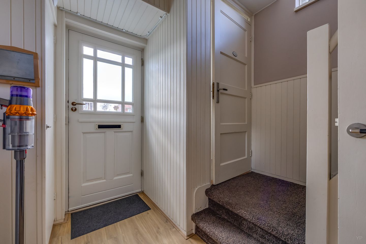 Foto 19 van Burg van Sevenhovenstraat 13