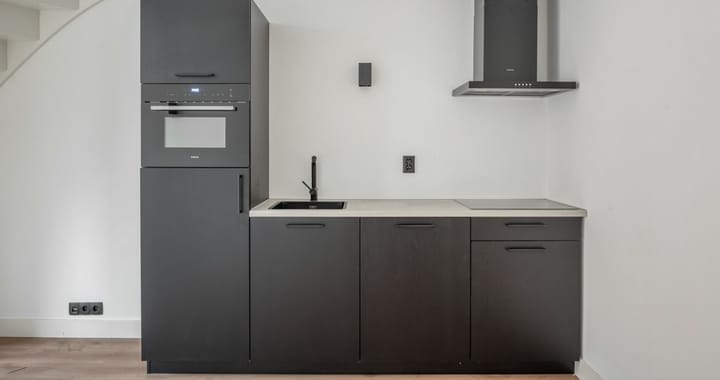 Foto 4 van van Riesenstraat 4