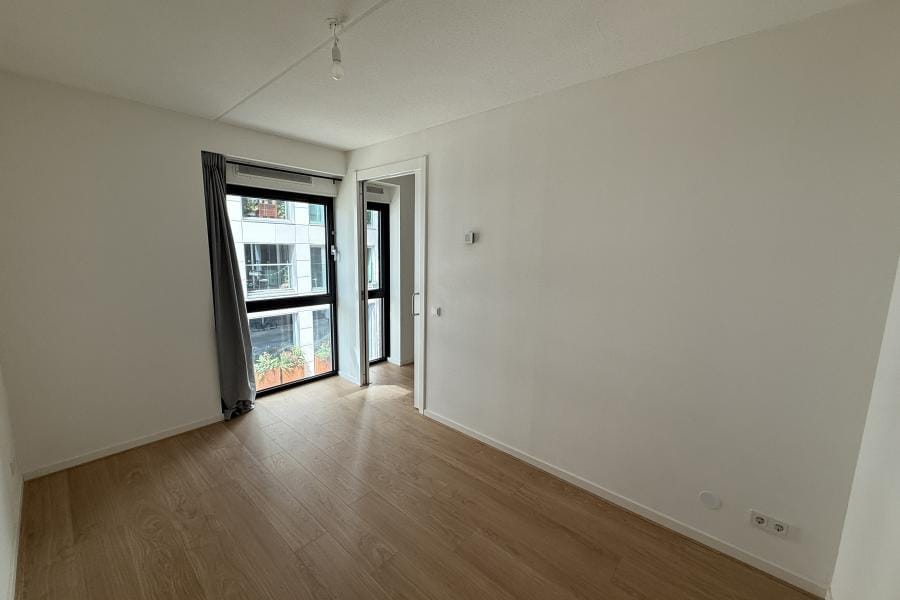 Foto 13 van Haarlemmerweg 790