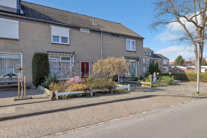 Foto 4 van James Rossstraat 28