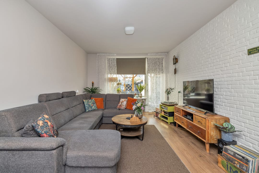 Foto 7 van James Rossstraat 28