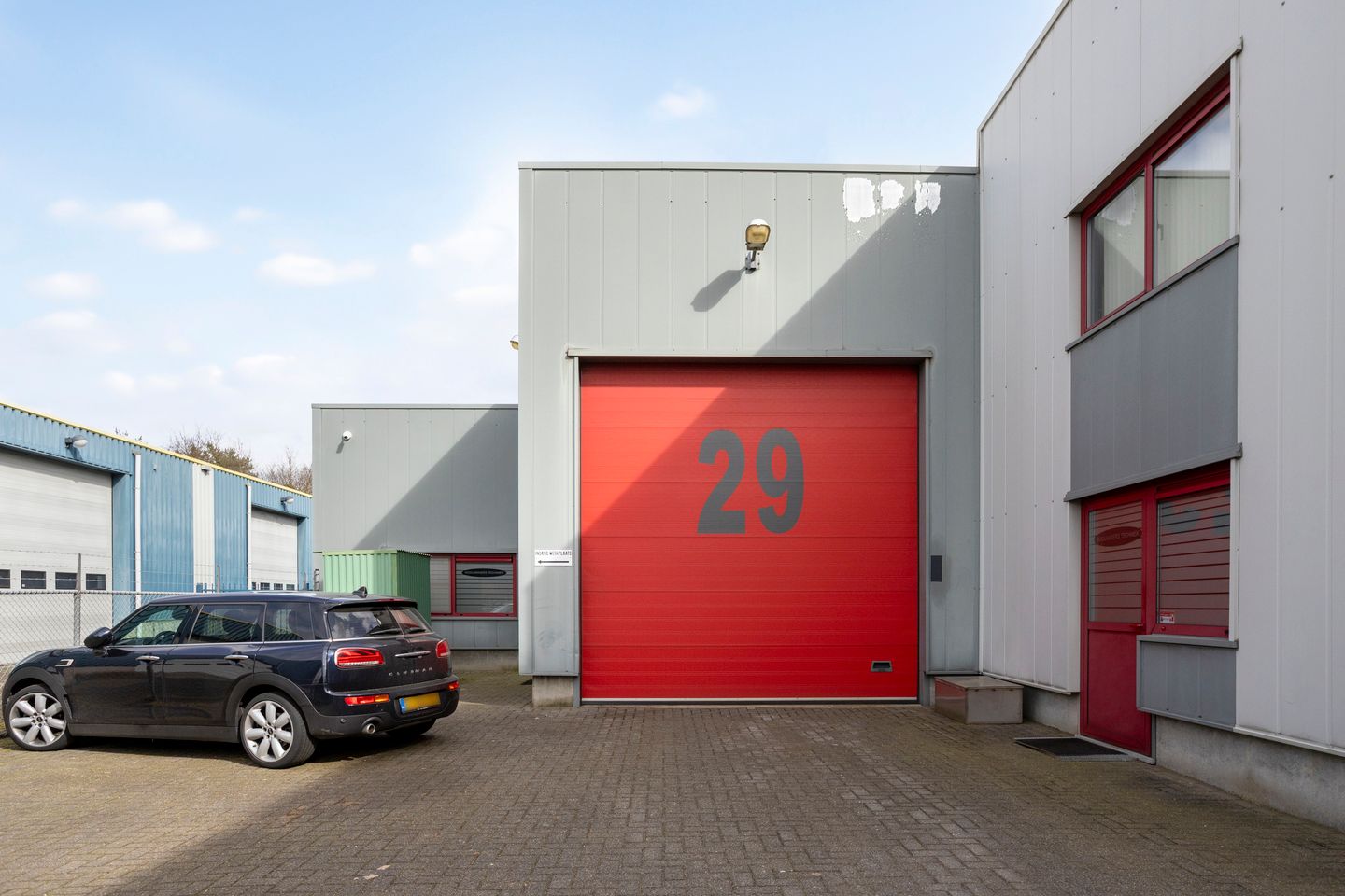 Bekijk foto 2 van Oostwijk 29