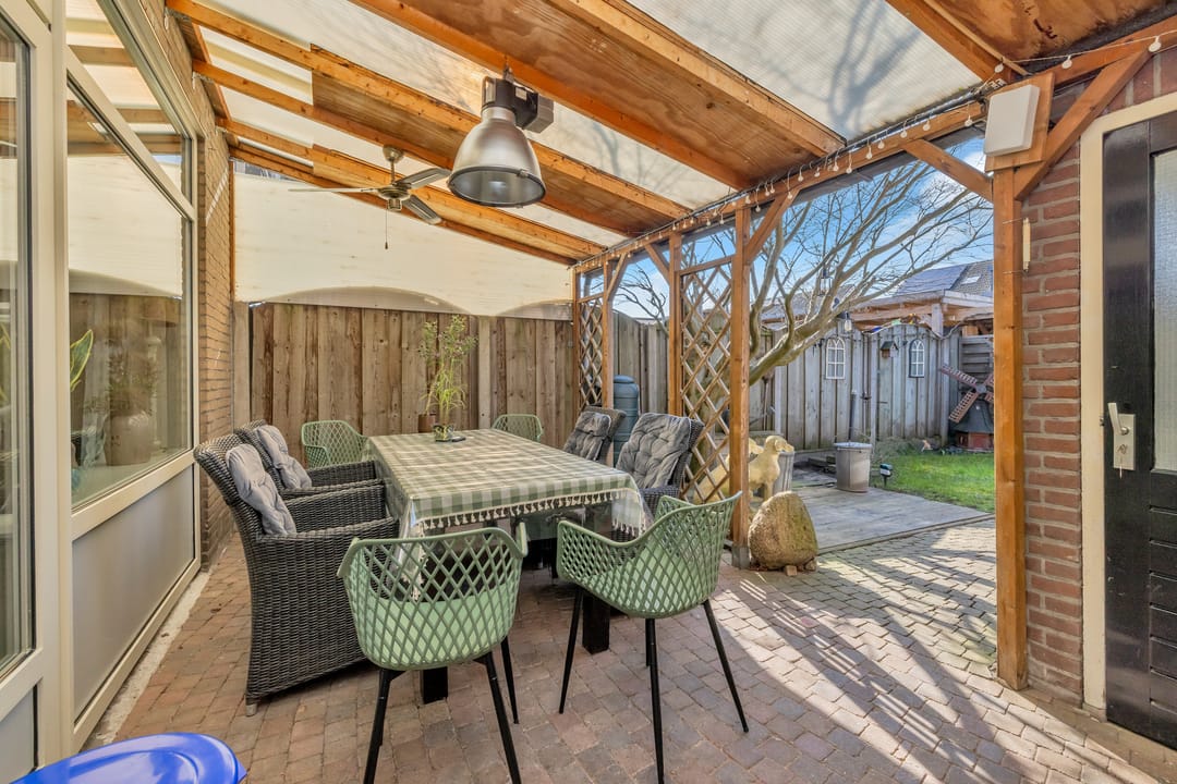 Foto 2 van James Rossstraat 28