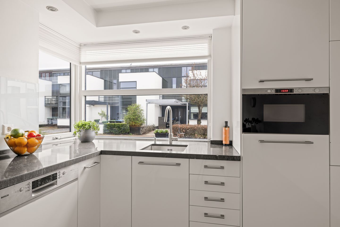 Foto 25 van Waterlelie 8