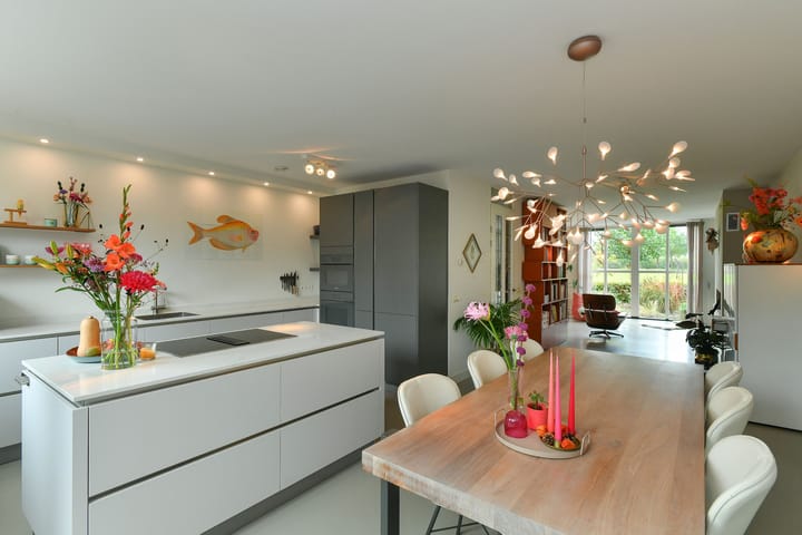 Photo 2 of Het Bloemendaal 21