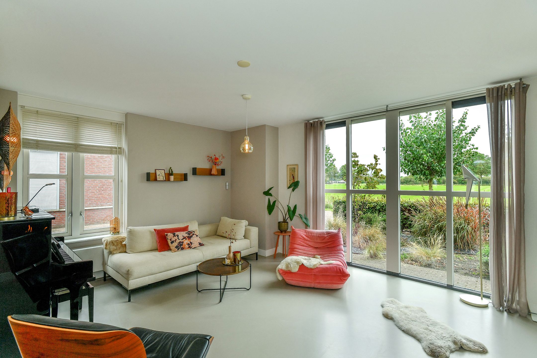 Photo 12 of Het Bloemendaal 21