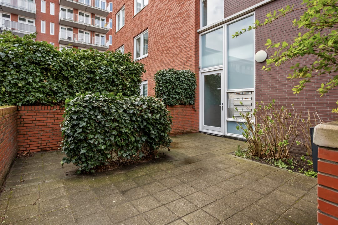 Photo 2 of Van Baaklaan 19