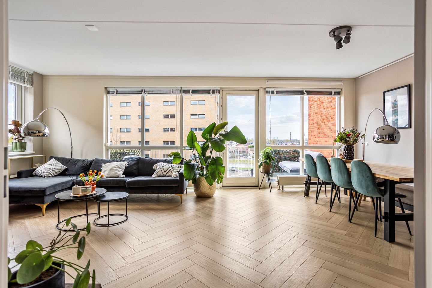 Photo 4 of Van Baaklaan 19