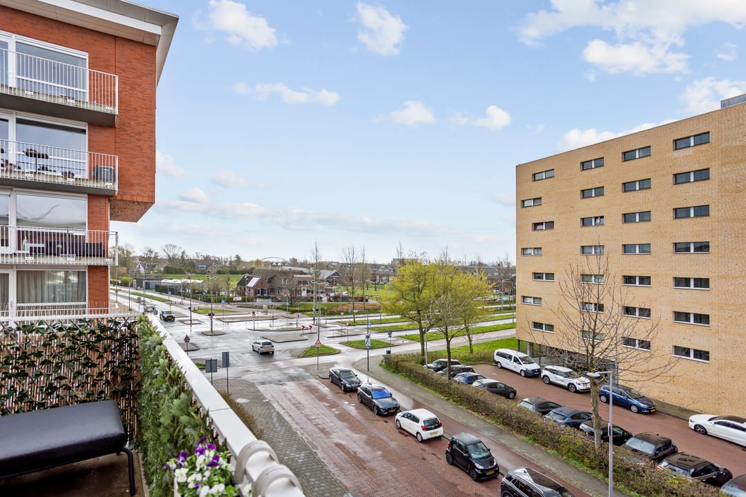 Photo 11 of Van Baaklaan 19