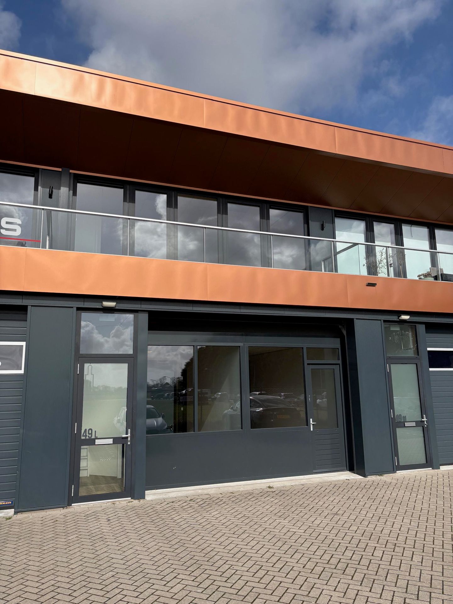 Bekijk foto 2 van Rode Ring 49-L