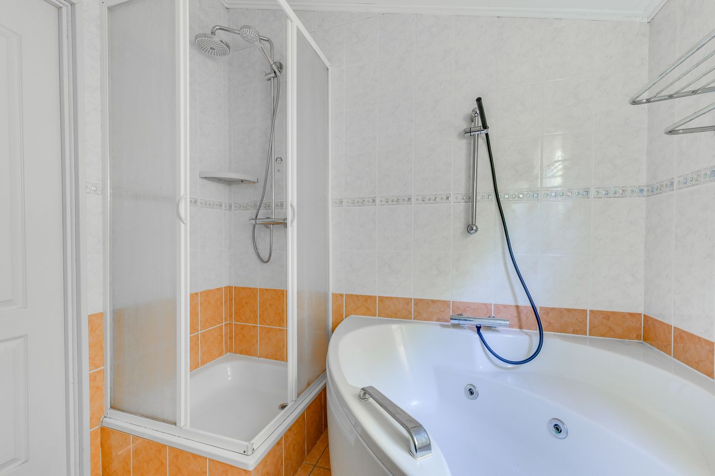 Foto 29 van Kerkweg 9-A50