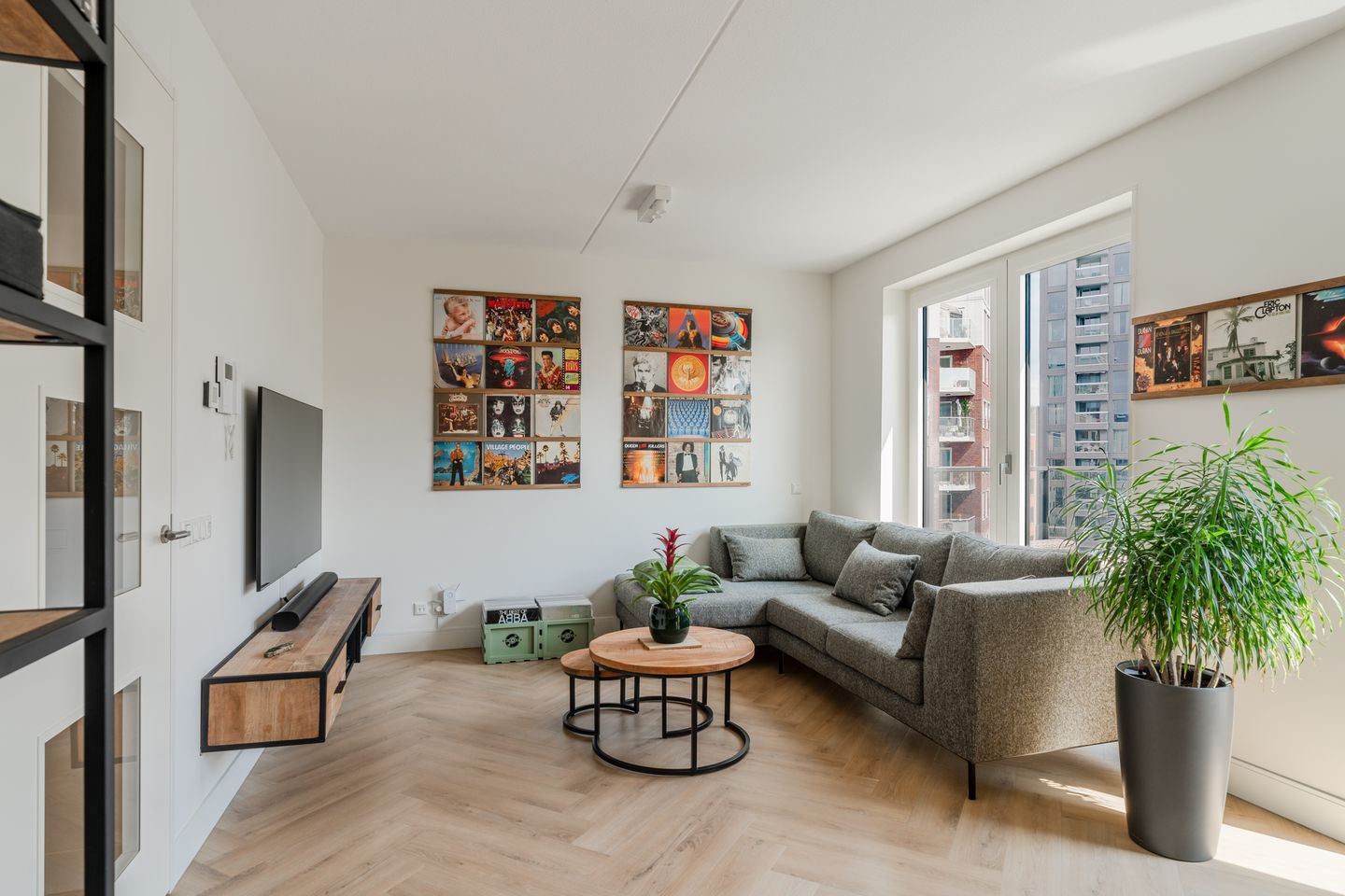 Foto 10 van Carel Willinkgracht 219