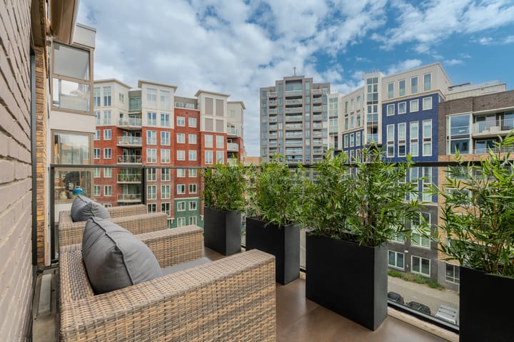 Photo 4 of Carel Willinkgracht 219