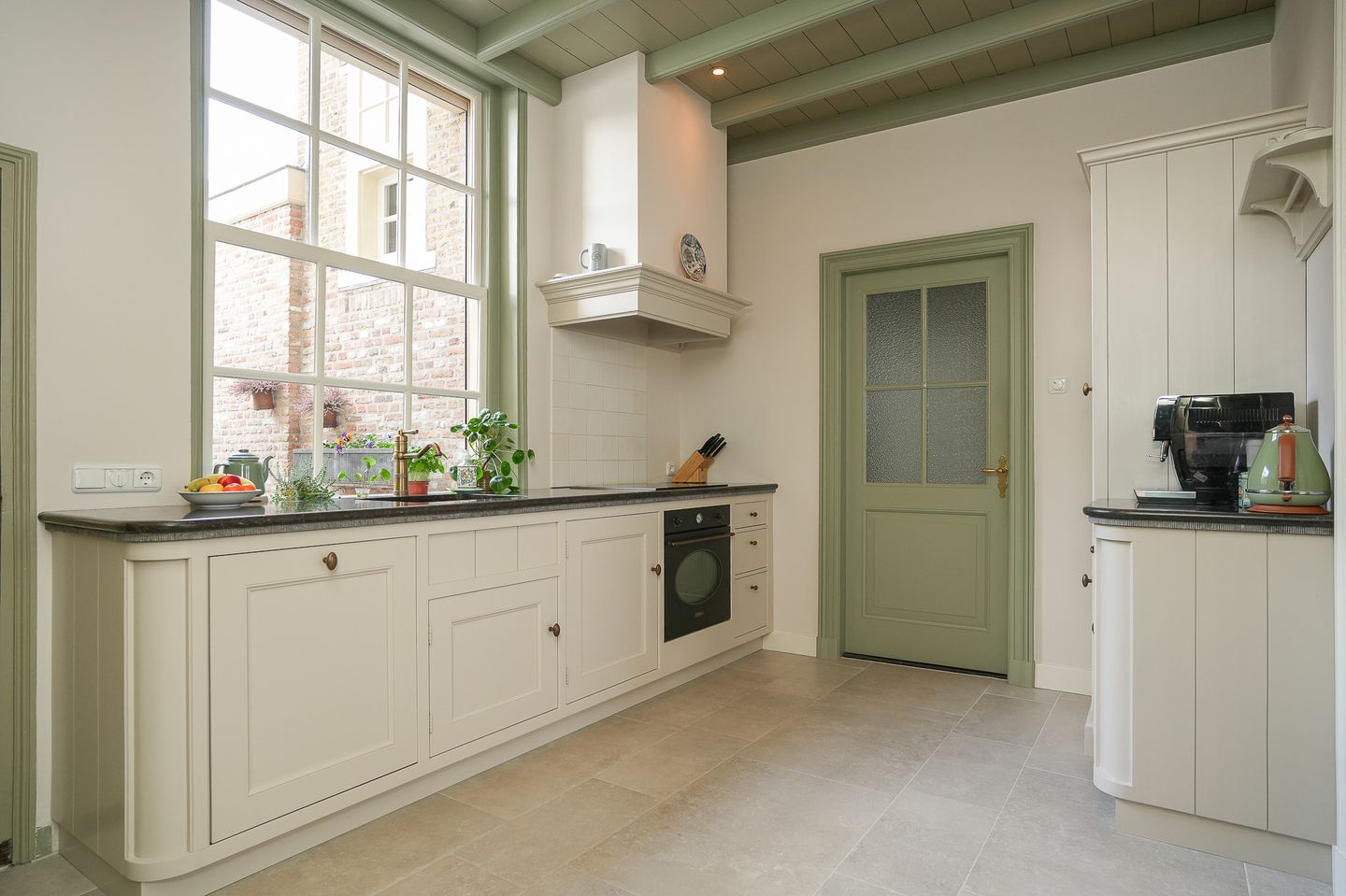 Foto 14 van Breestraat 12