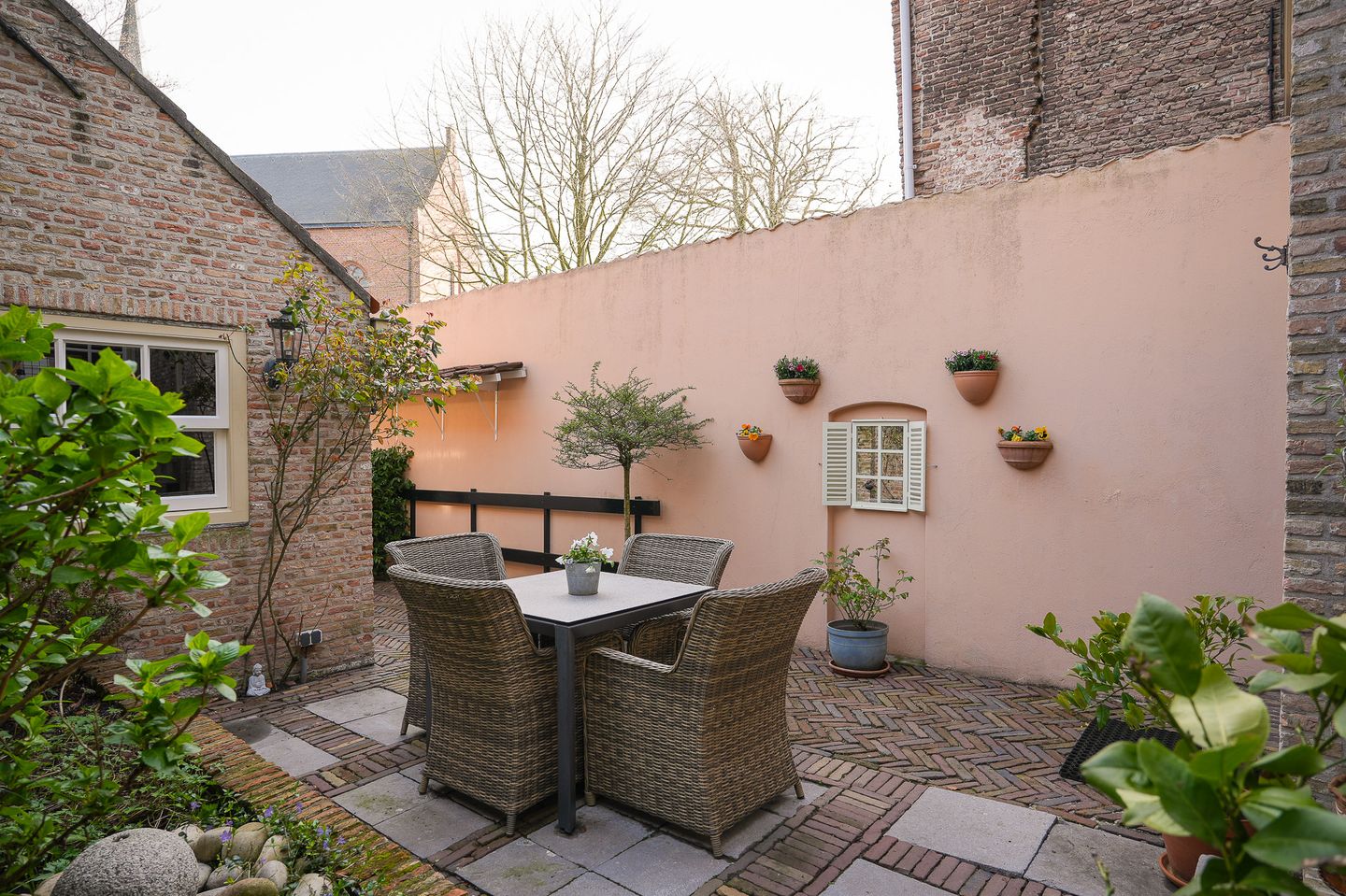 Foto 44 van Breestraat 12