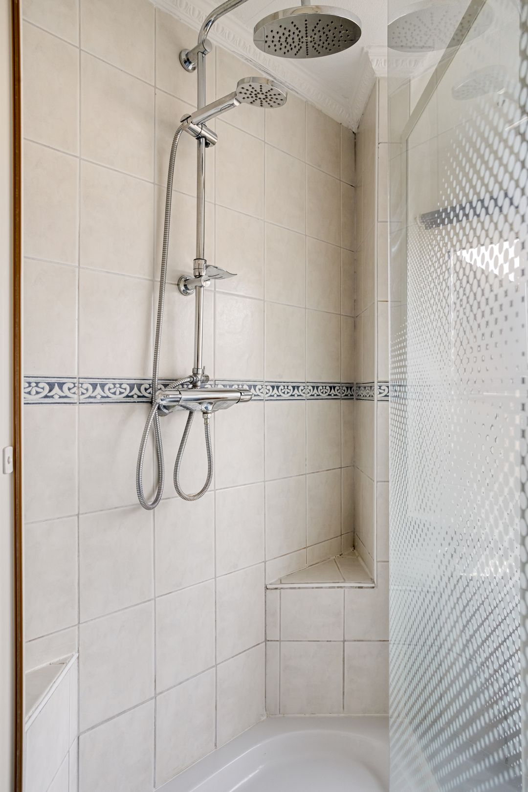 Photo 28 of Donizettistraat 31