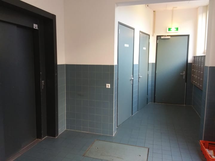 Photo 3 of Preangerstraat 11-D