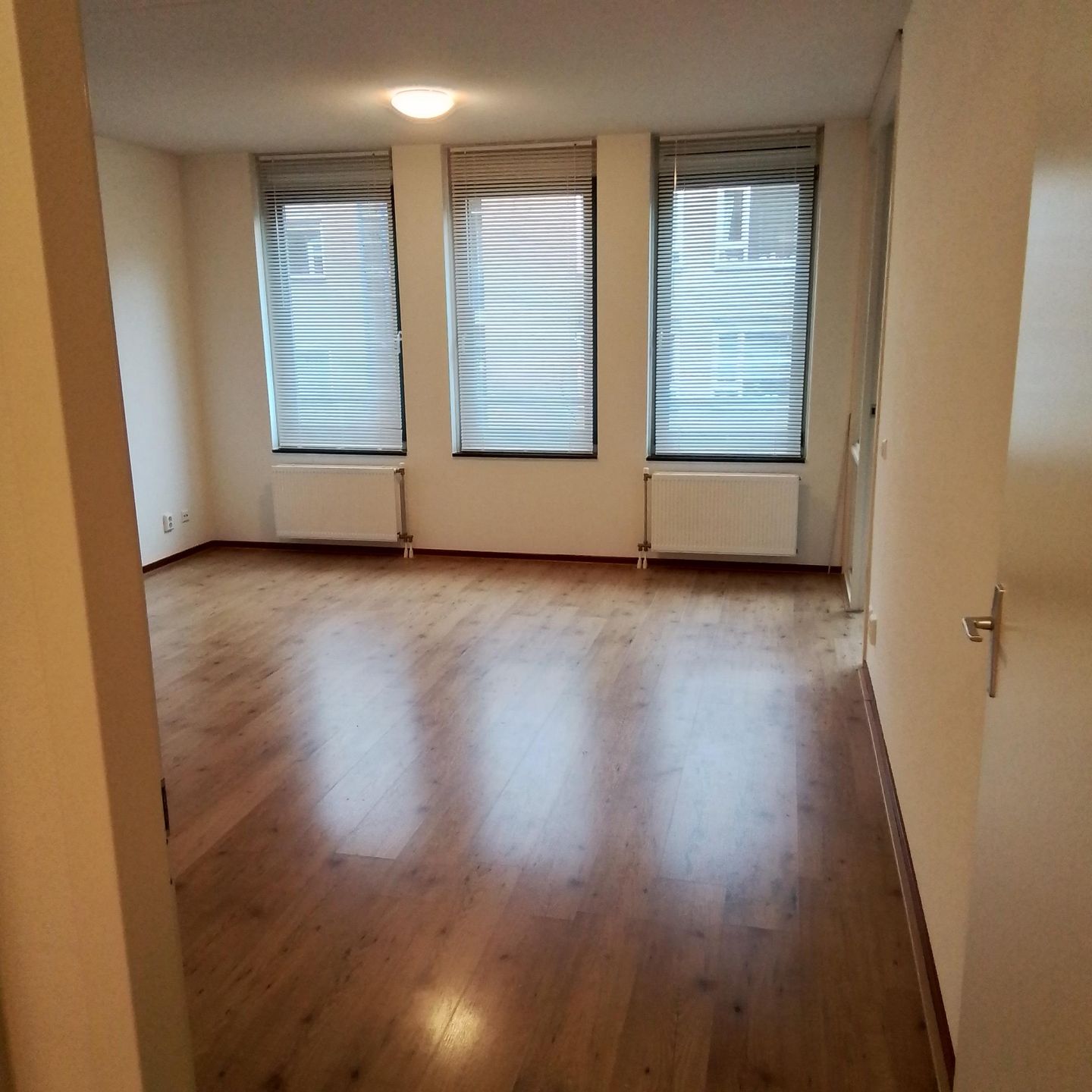 Photo 19 of Preangerstraat 11-D