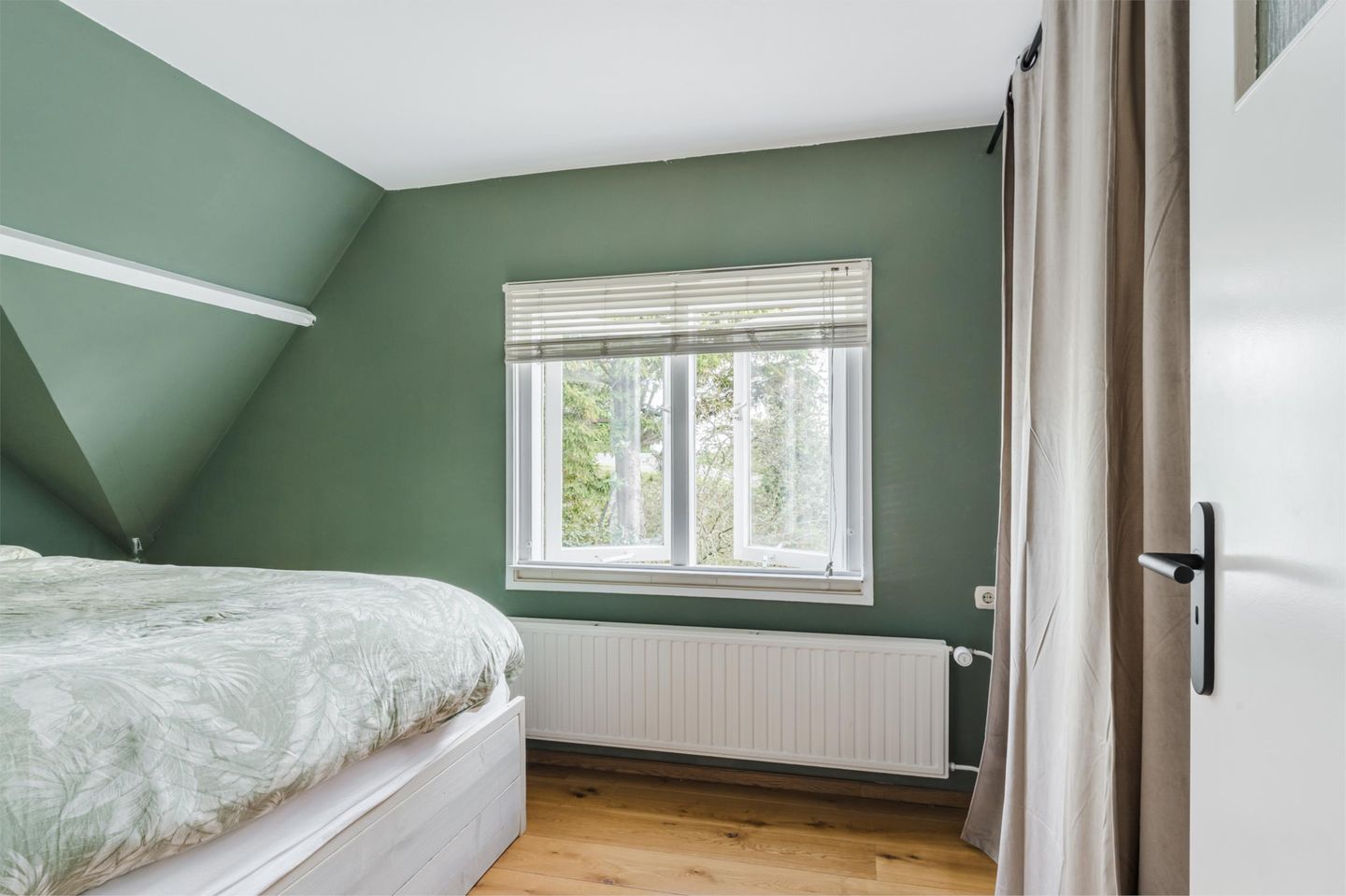 Move-in Ready 1930s Corner House with Modern Comfort by the IJssel — 29