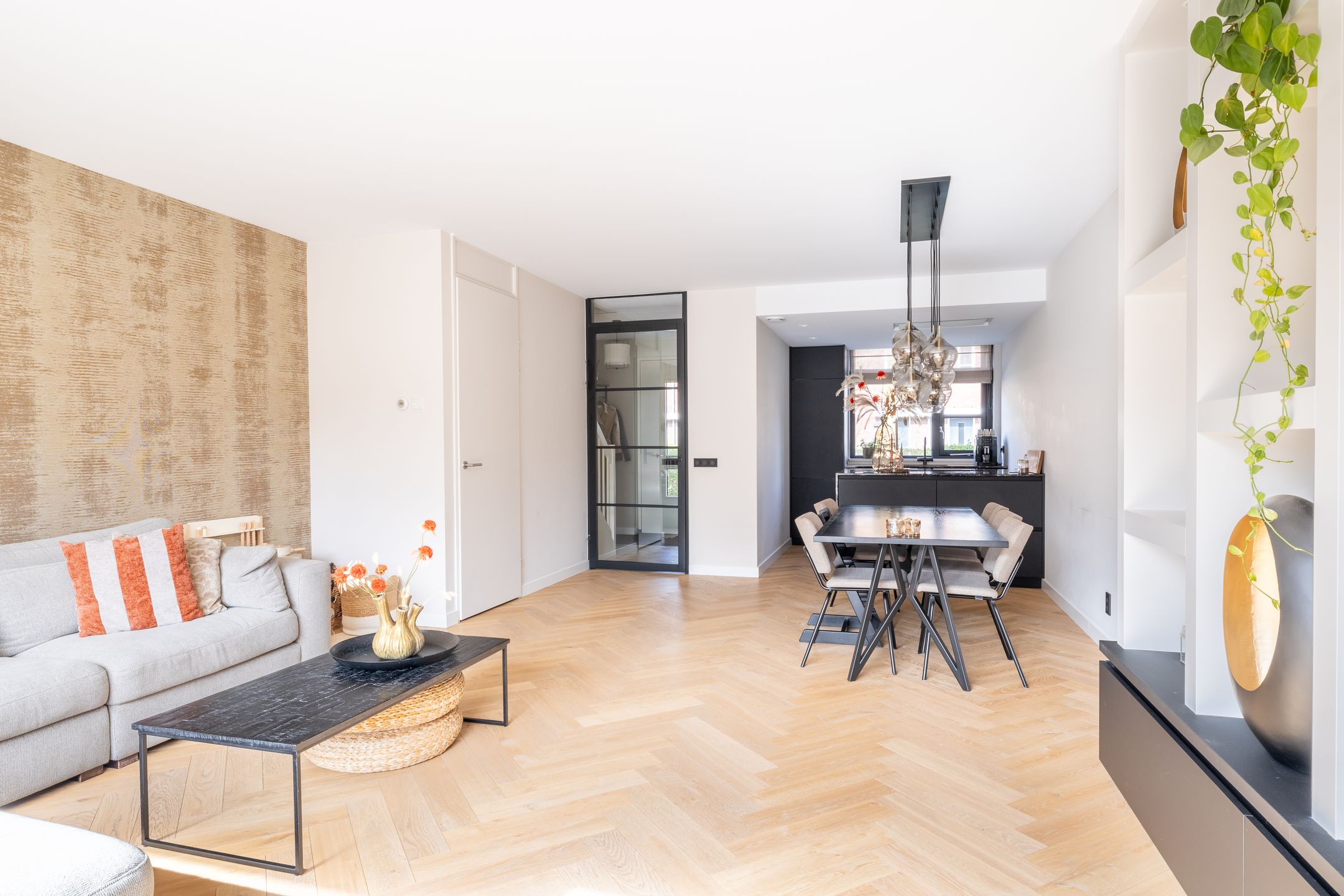 Photo 9 of Oldruitenborghstraat 7