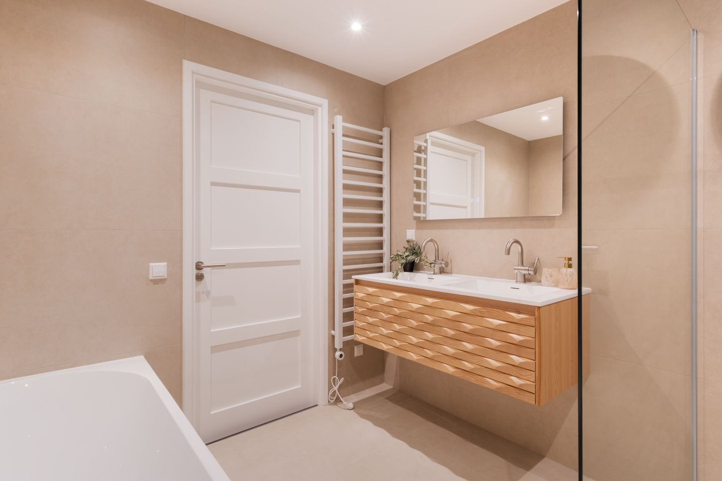 Foto 40 van Mathenesserlaan 482-B